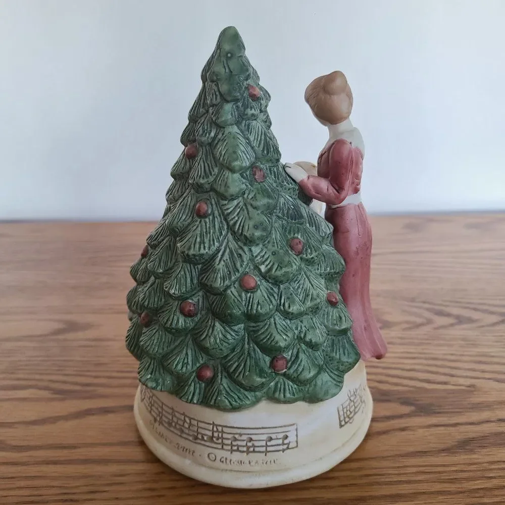 Claire Burke Holiday Music Box Oh Christmas Tree Mother & Child Decorating Tree